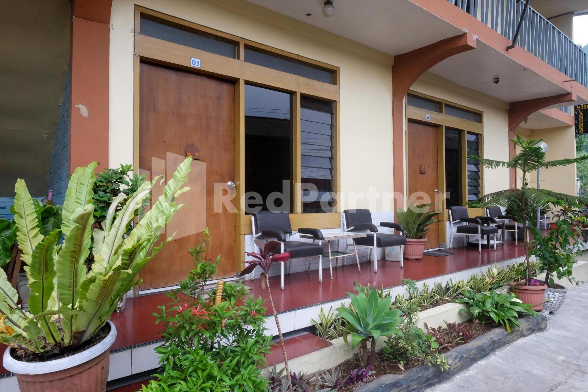 Hotel Sido Langgeng Tawangmangu Mitra Reddoorz Luaran gambar